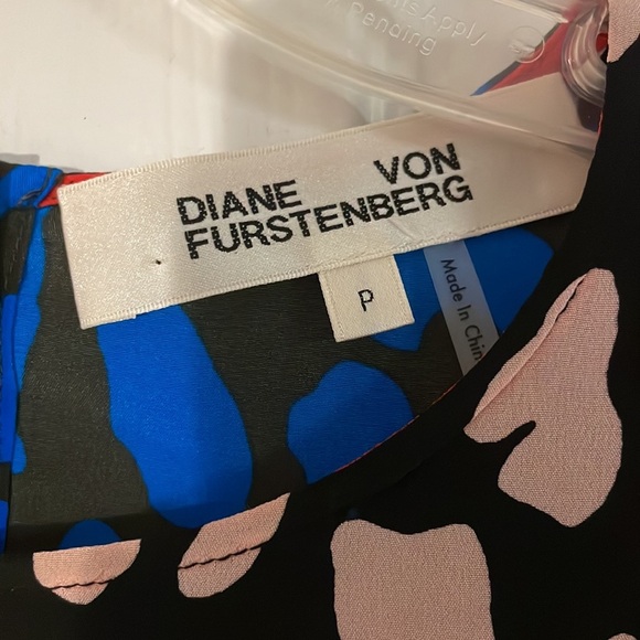 DVF | 100% Silk Print Tank Top. Animal print. Size P. Small - Picture 2 of 7